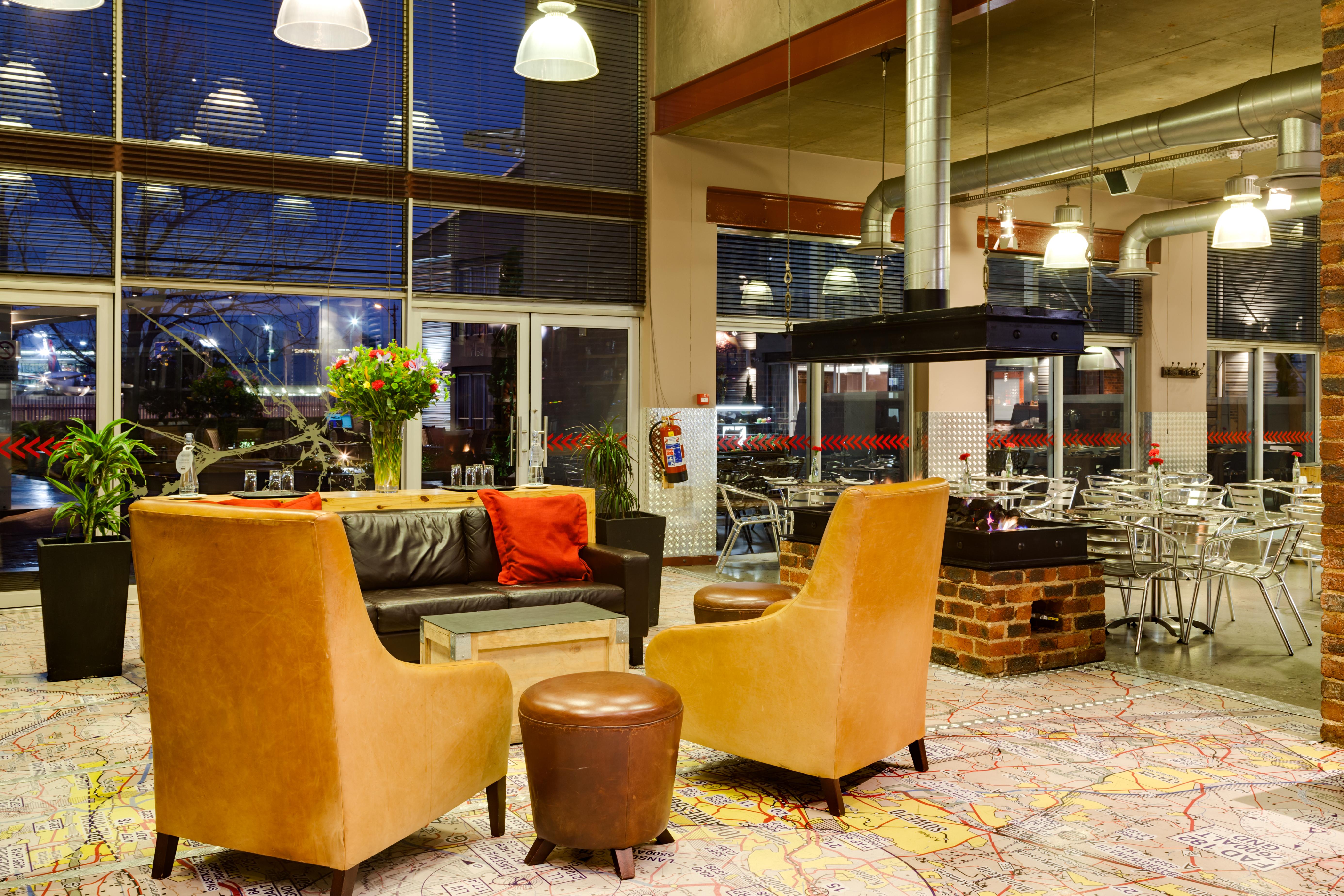 Protea Hotel By Marriott O R Tambo Airport Kempton Park Exteriör bild